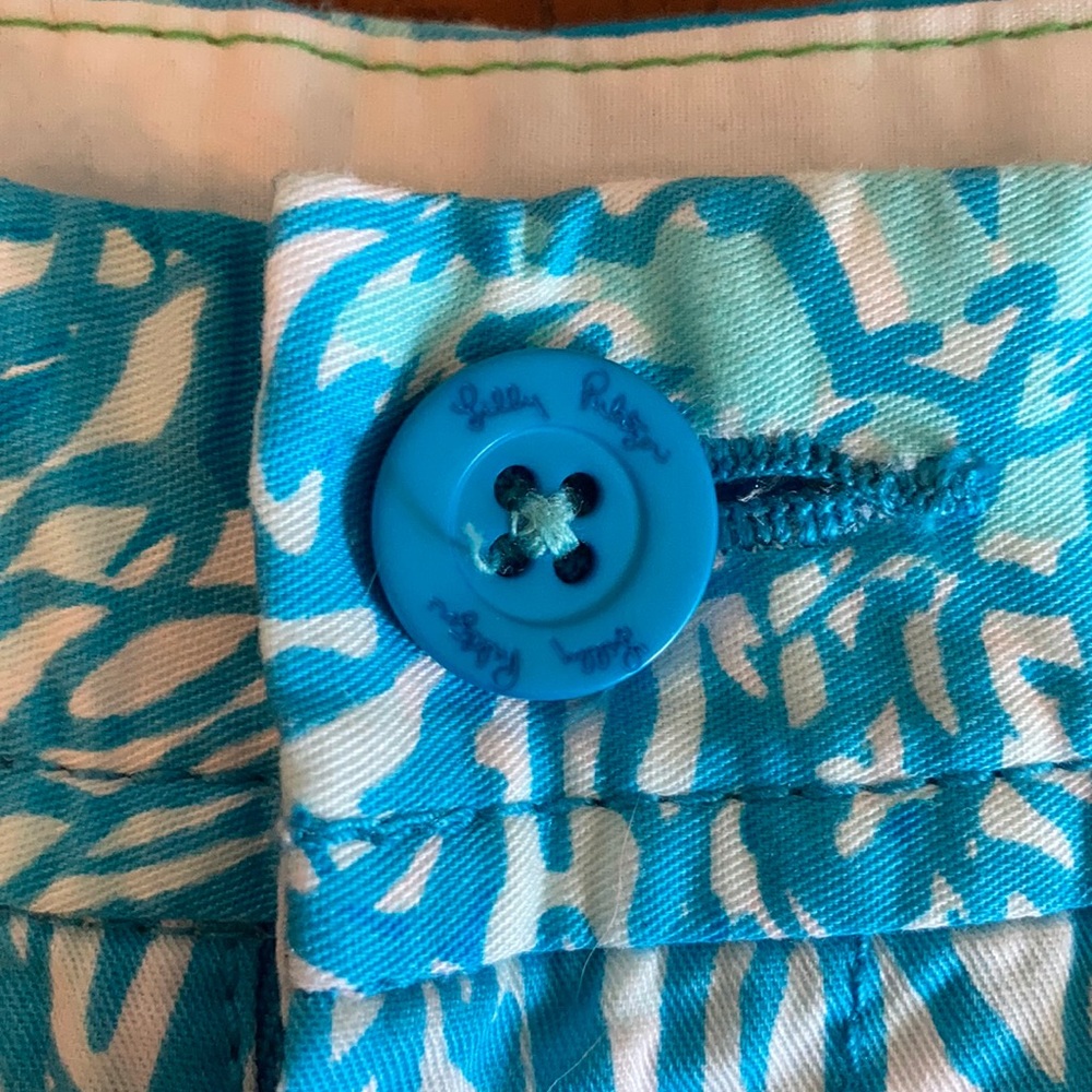 Size 0 Lilly Pulitzer Buttercup Shorts - Picture 5 of 7